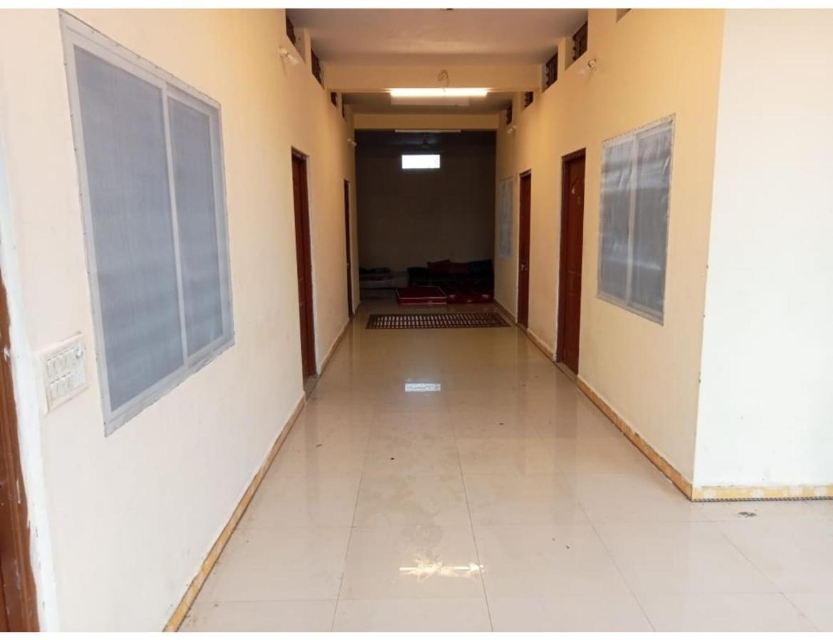 Hotel Mahakal Vishram, Ujjain Ngoại thất bức ảnh